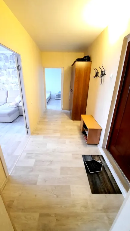 Квартира Светлая, уютная квартира для большой семьи или компании — Красноярск