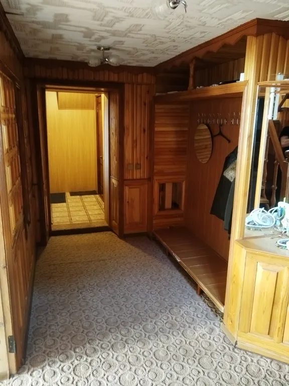 Двухэтажный дом со всеми удобствами в самом центре