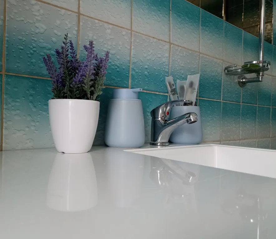 Мансарда в сталинке с арочными окнами