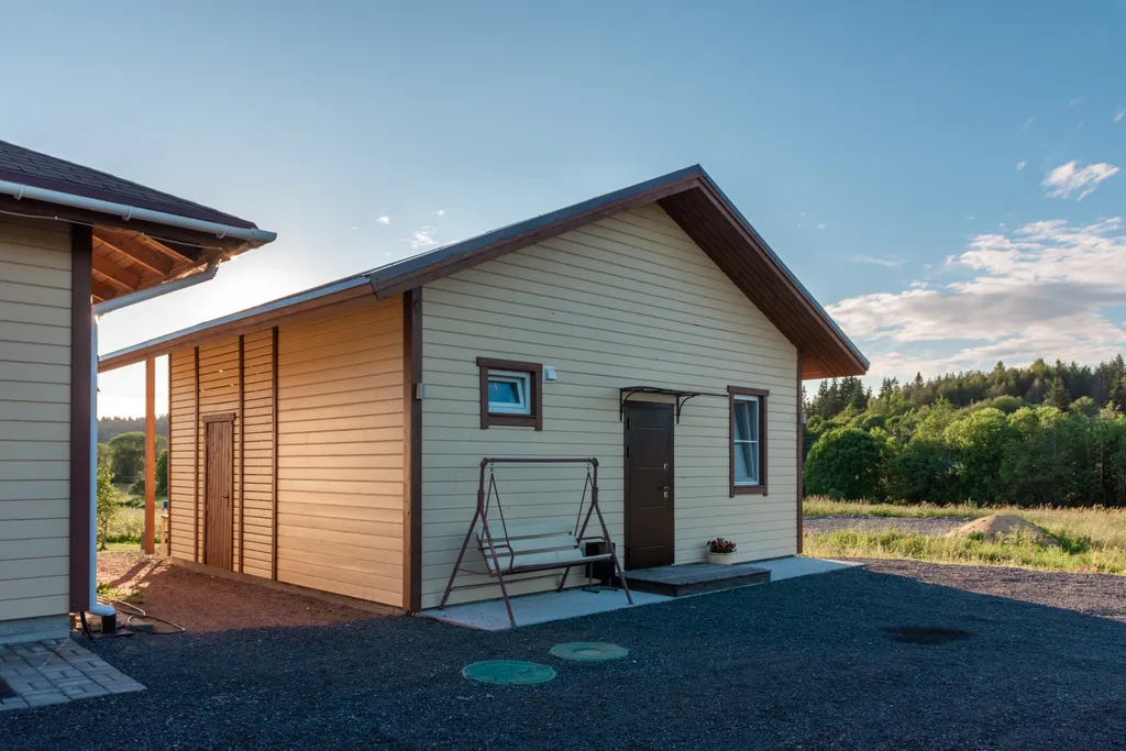 Уютный новый дом в тихом местечке