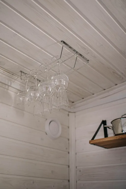 Дом с видом на закат, поле и лес