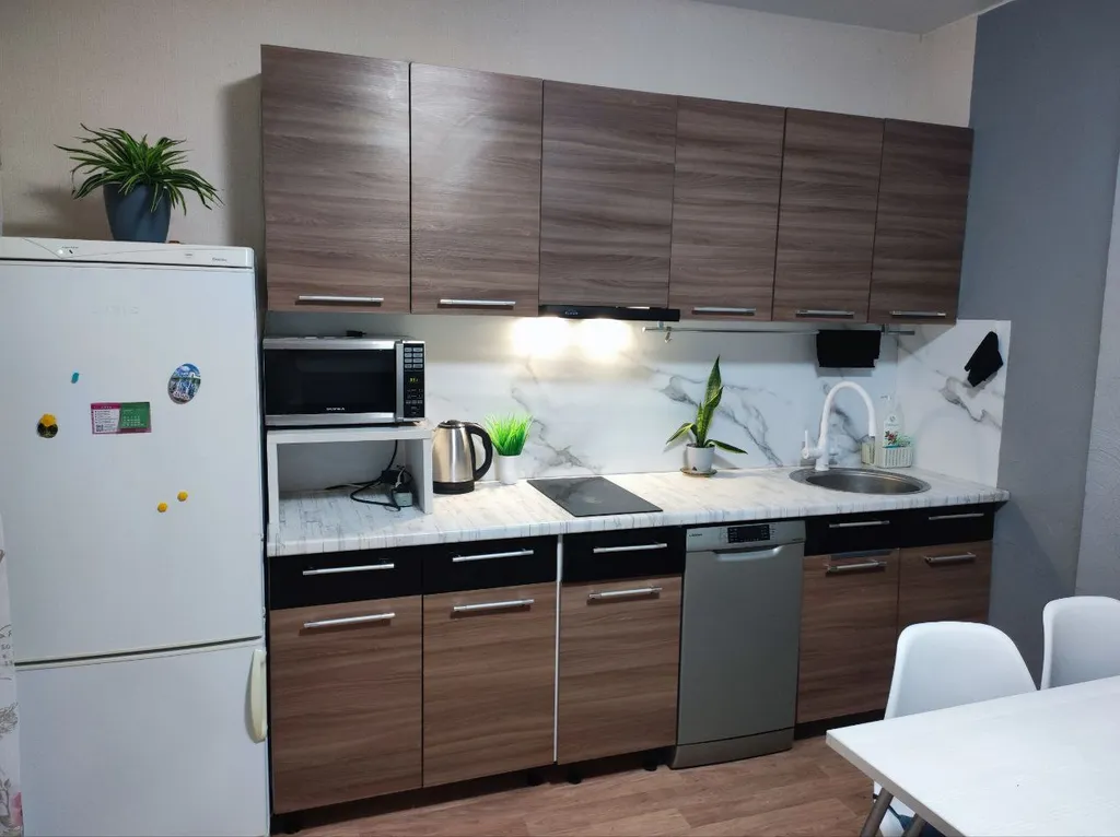 Просторная уютная квapтиpa студия с 2 спальнями рядом с Термы Voda