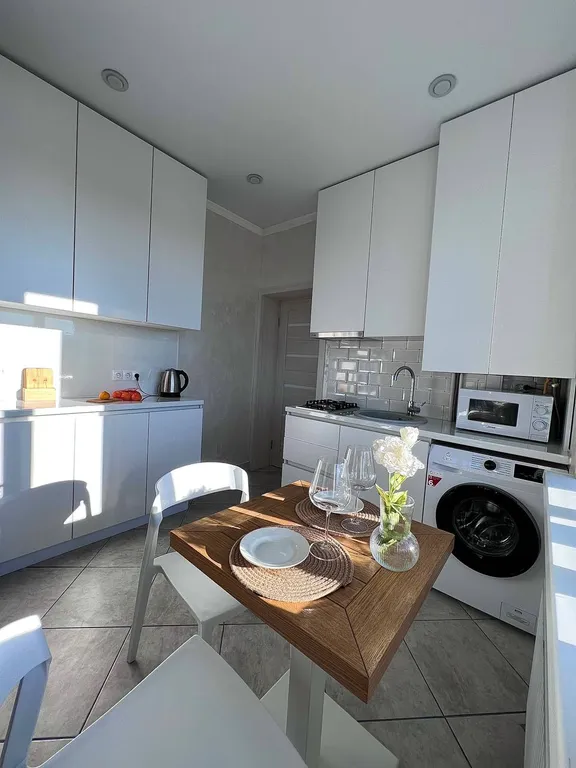 Стильная студия в центре Разумного