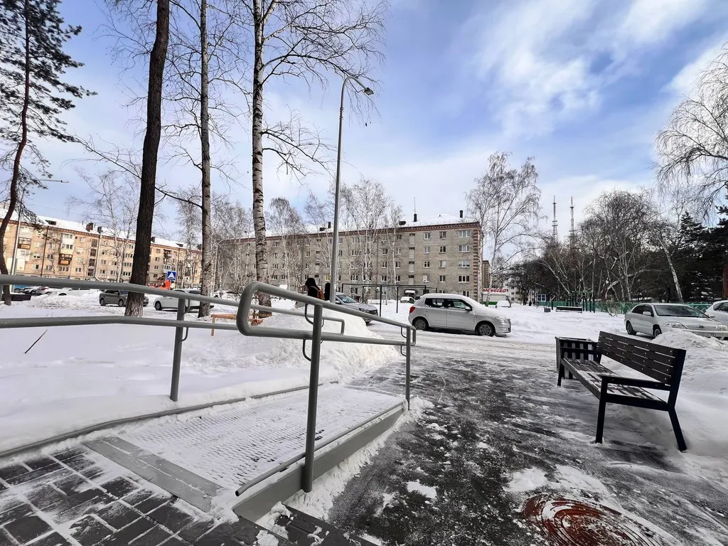 Мини - студия  эконом в центре  города