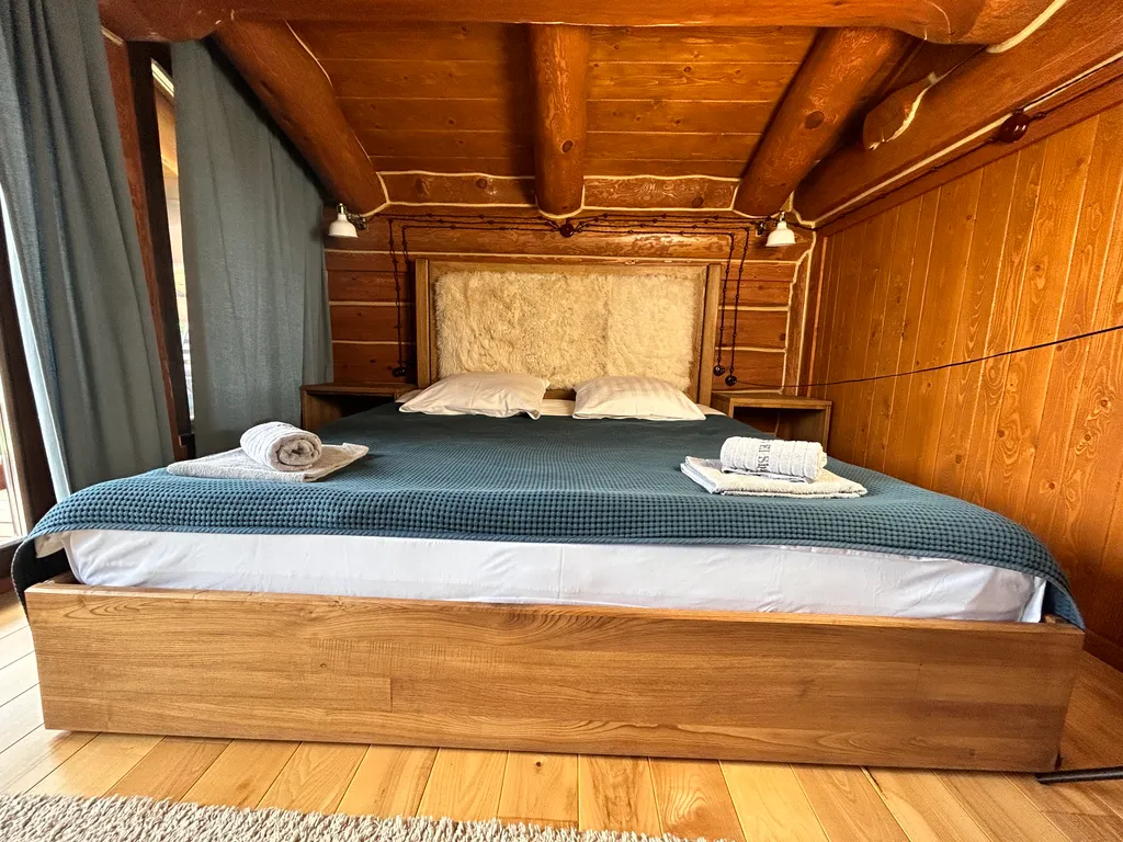 Элитное большое шале с шикарным видом на горы