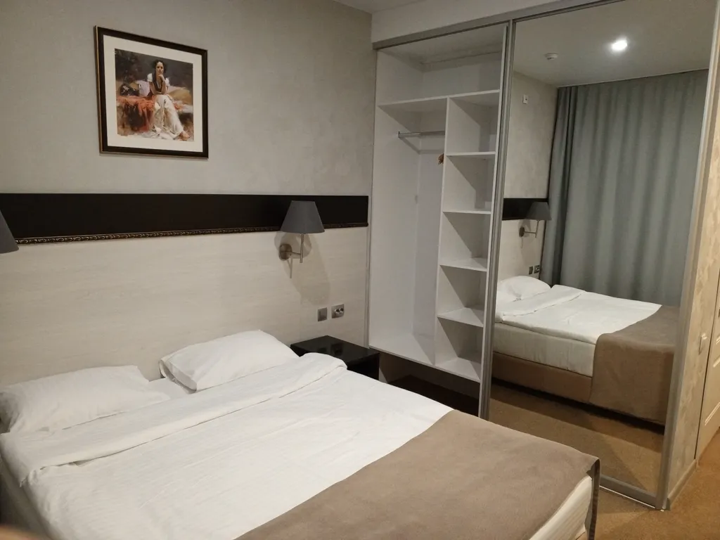 Стандартный двухместный номер с дополнительной кроватью