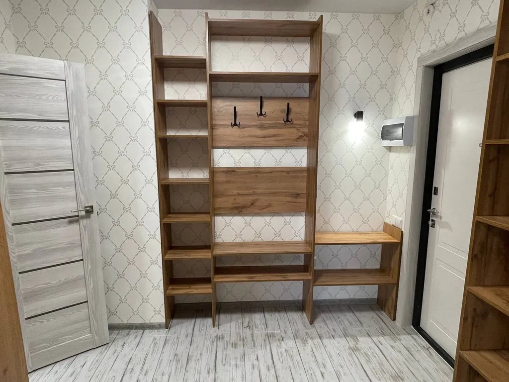 Студия в академе