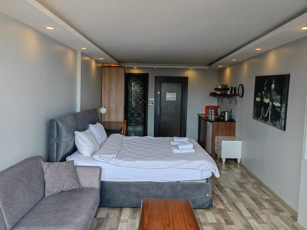 İstanbul boğaz manzaralı teraslı stüdyo daire