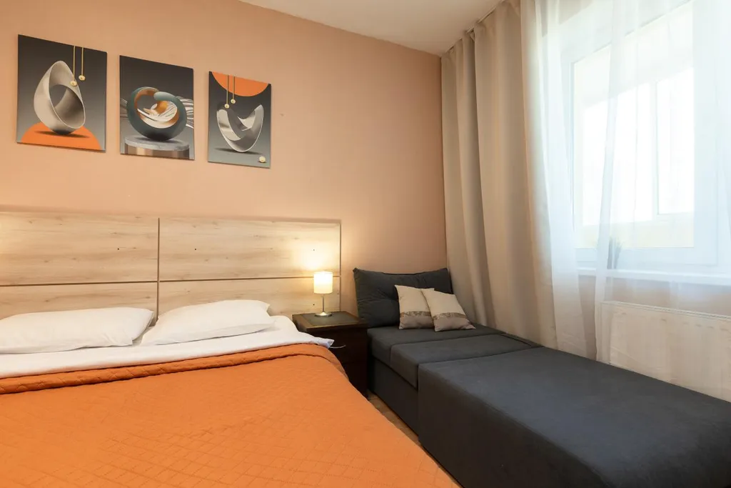 Квартира Уютная квартира у ТЦ Мегаполис рядом с метро — Екатеринбург