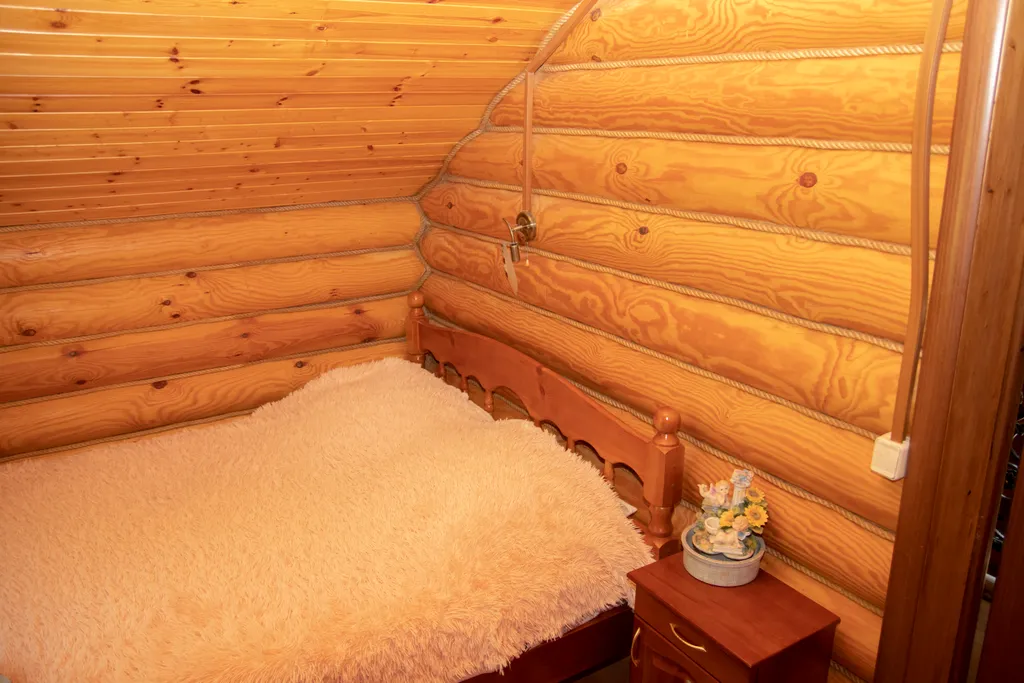 Дом охотника с бассейном для приятного отдыха