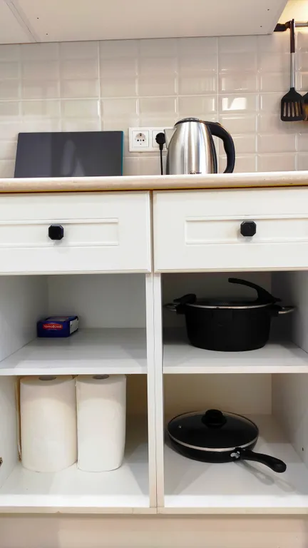 Однокомнатная, чистая квартира в микрорайоне Красная горка