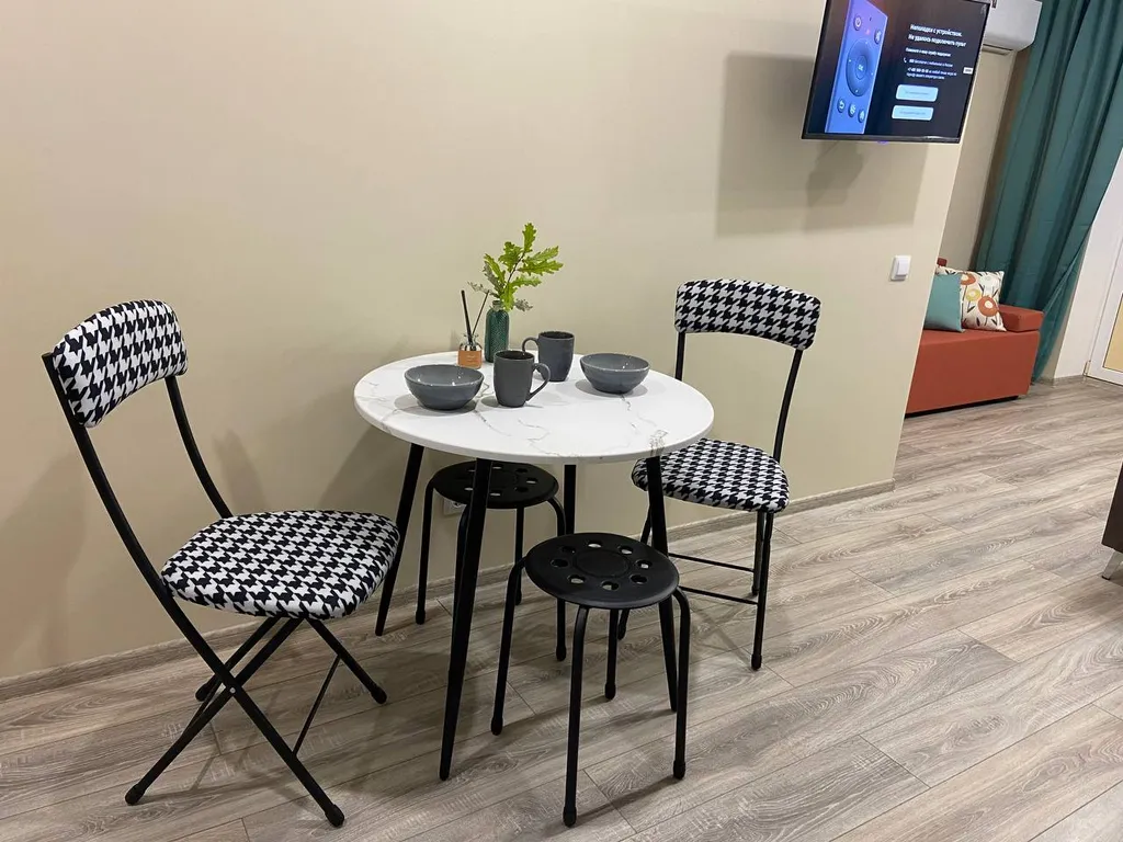 Tеплaя уютнaя студия cети посуточных кваpтир «Эль Aпаpт»