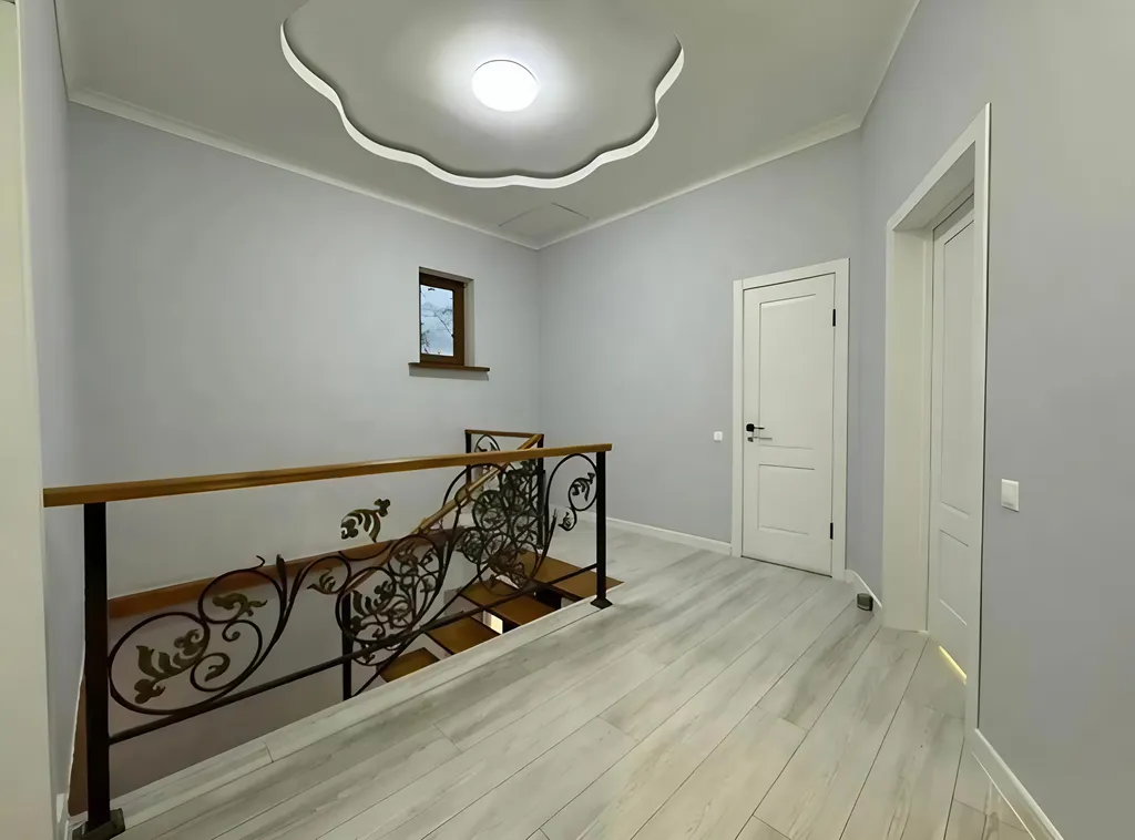 5-комнатный Дом