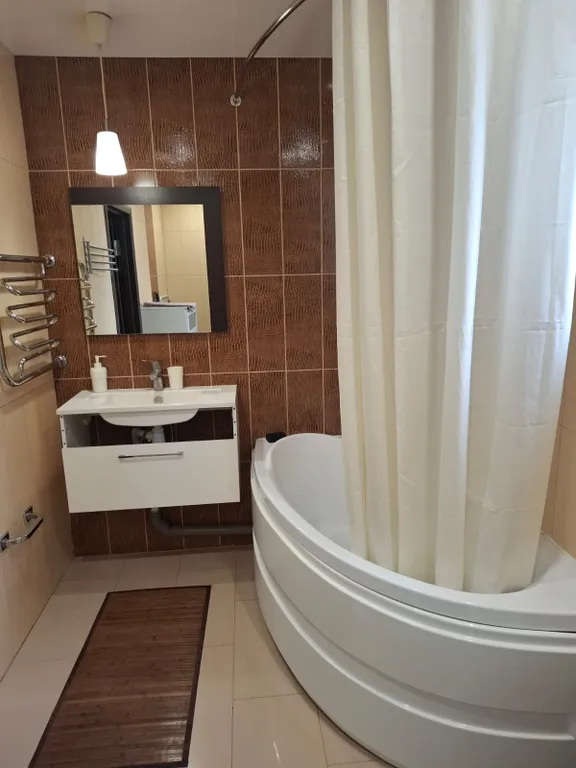 Вариантъ у монастыря