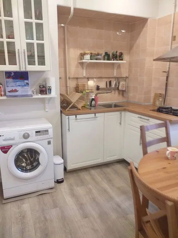 Квартира Большая комната в тихом центре рядом с Академией художеств — Санкт-Петербург