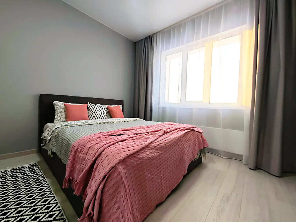 Квартира с видом на парк с 21 этажа — аренда посуточно в Сургут