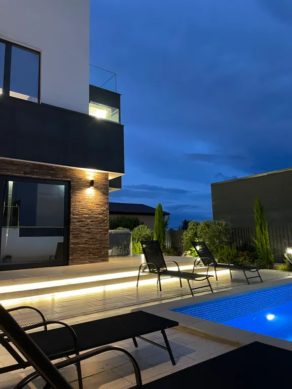 3-комнатный Дом