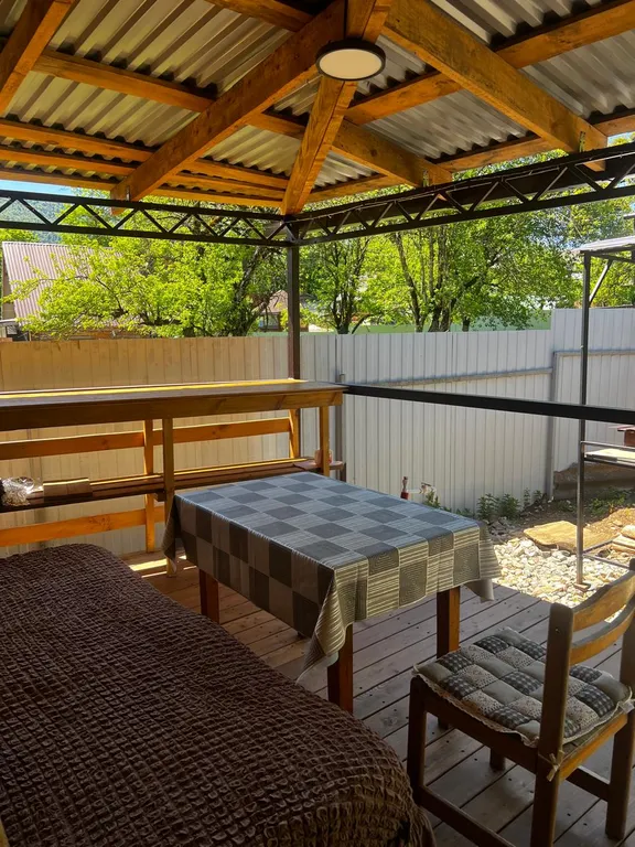 Коттедж Коттедж Уютная дача с террасой в центре поселка — Мезмай