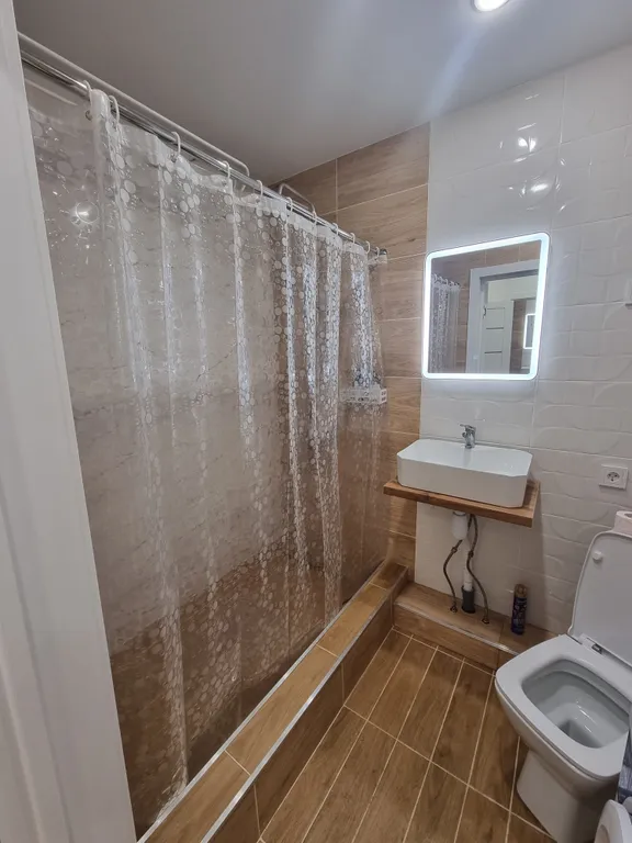 Классная квартира с идеальной репутацией 100 метрах от ИОКБ