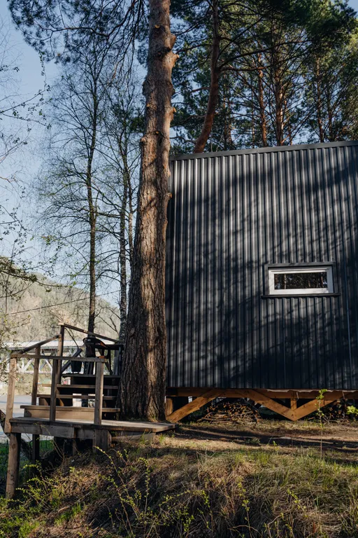 Дом с видовой террасой на берегу Катуни