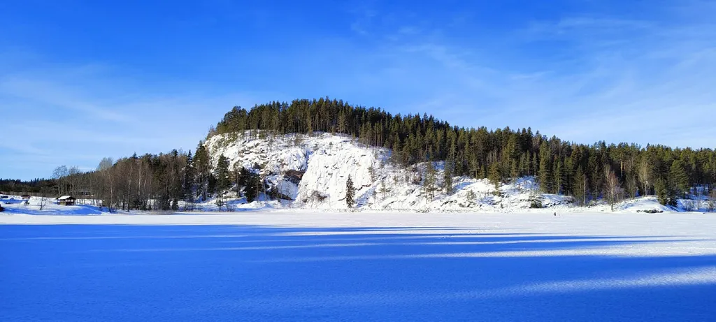 Дом и кемпинг у Змеиной горы