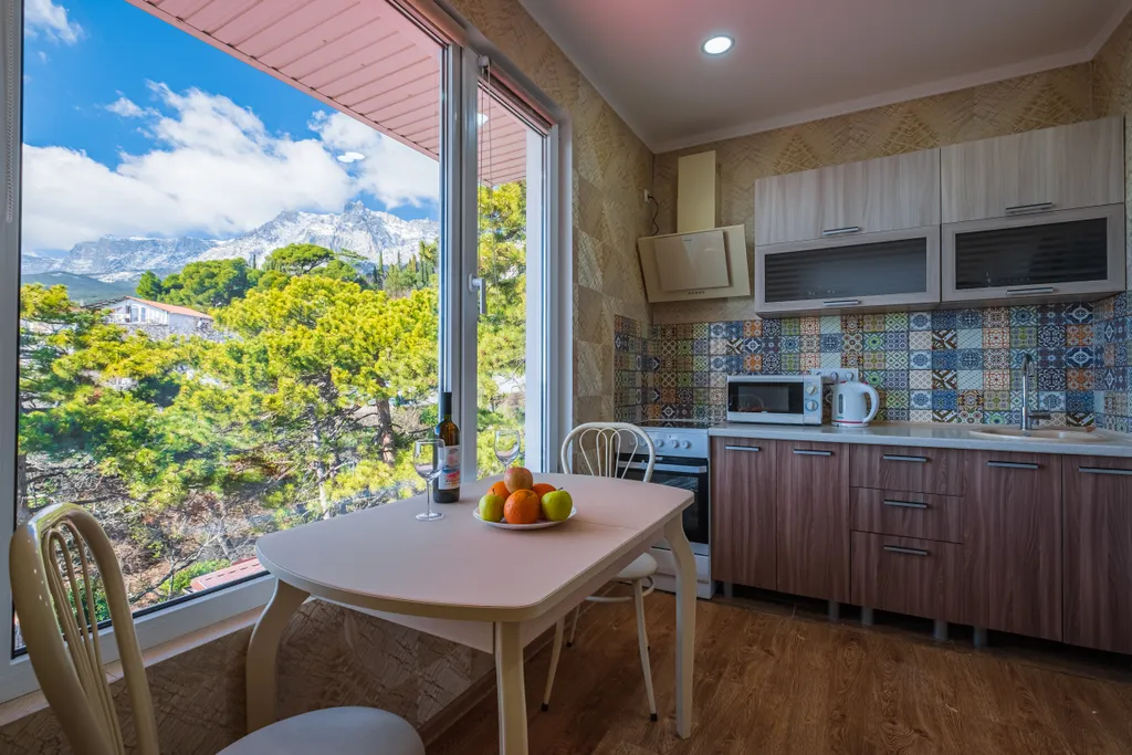 2-комнатная Квартира — аренда посуточно в Кореиз