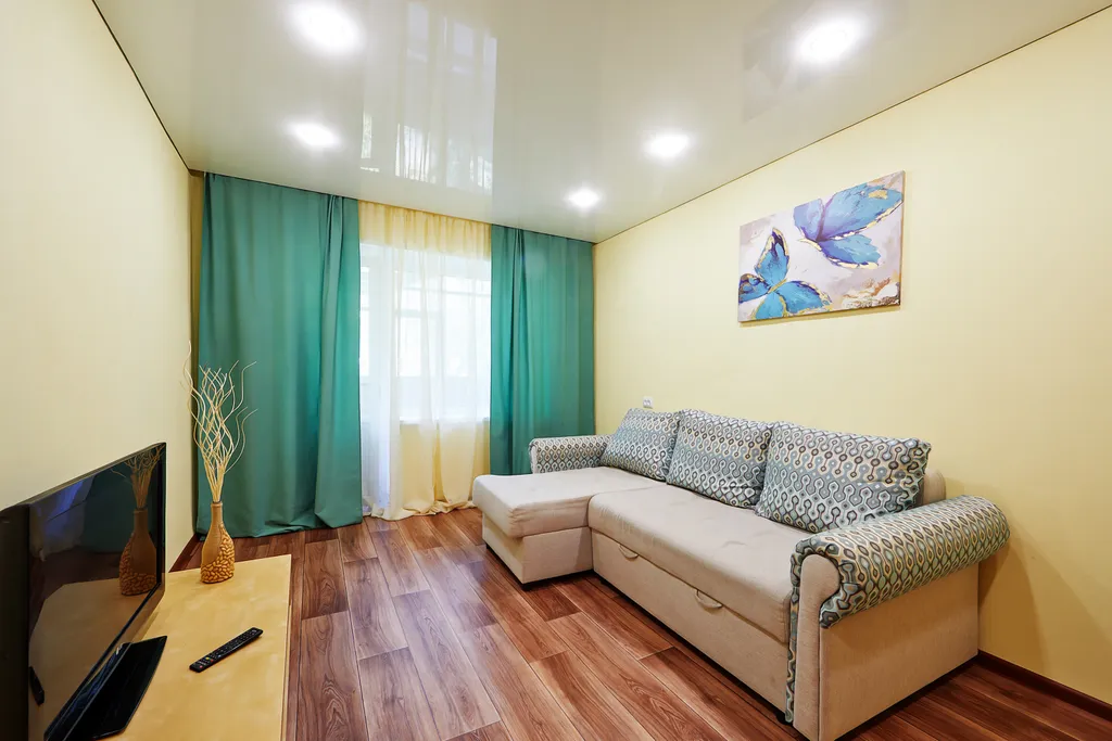 2-комнатная квартира рядом с вокзалом — аренда посуточно в Челябинск