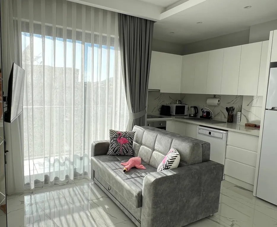 Стильные апартаменты в центре, в 3-минутах от пляжа