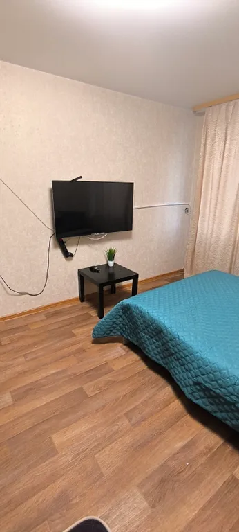 Ареал-двушка возле жд вокзала