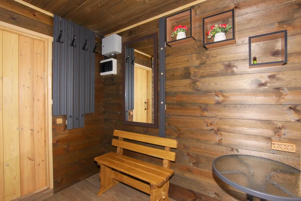 Современный дом с баней и караоке