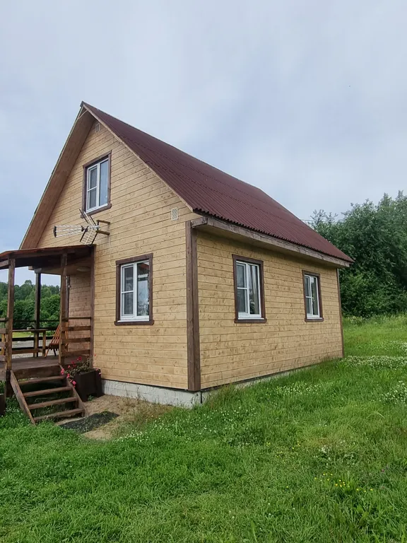 Уютный дом на берегу озеру "Прозрачный берег №3"