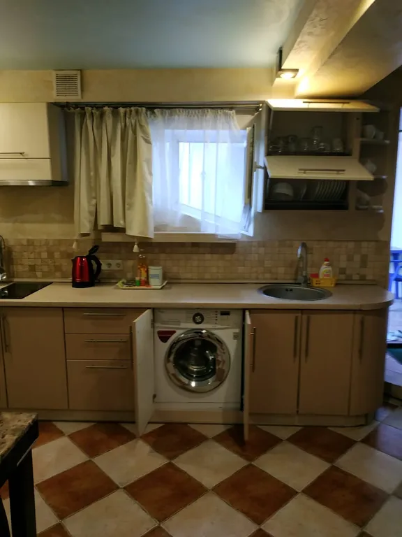 Квартира Уютные апартаменты в центре у моря — Севастополь