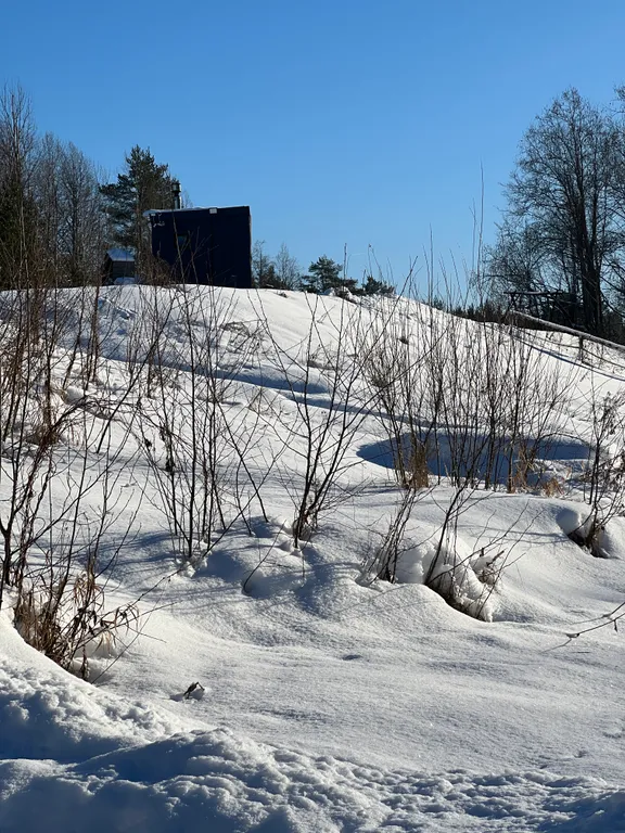 Коттедж Семейный коттедж на берегу реки Лава — Ручьи