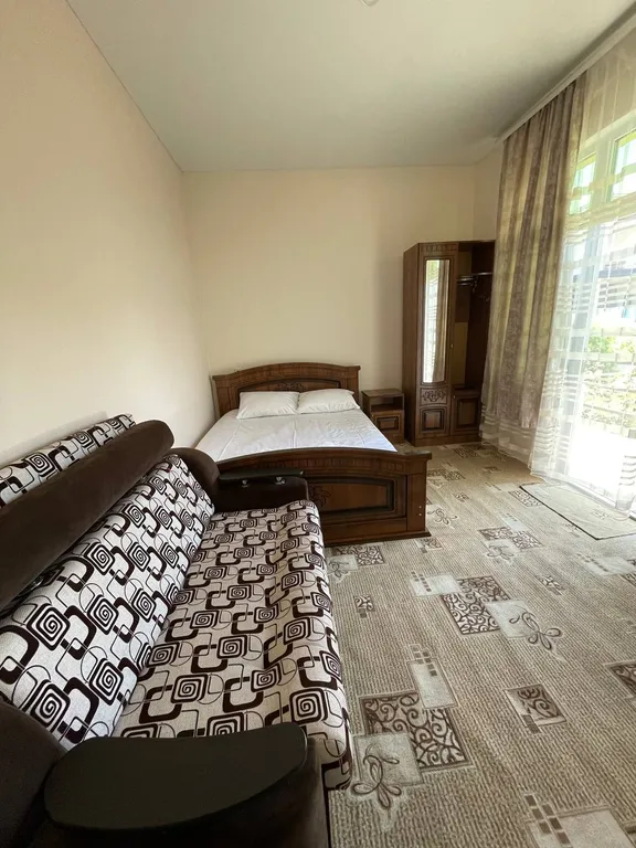 Квартира Комната — аренда посуточно в Лоо