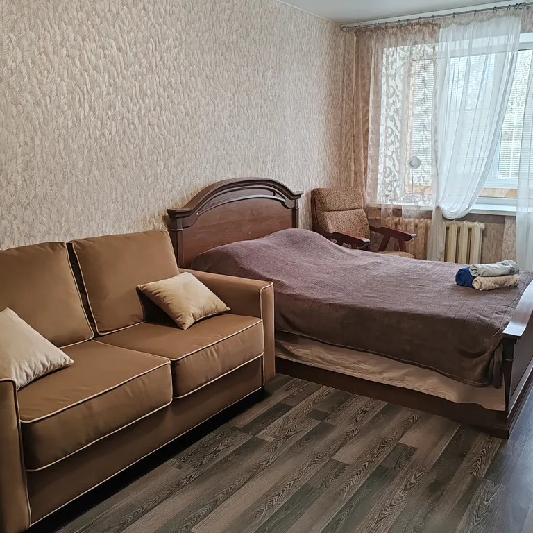 Уютная однокомнатная квартира в центре города — аренда посуточно в Череповец