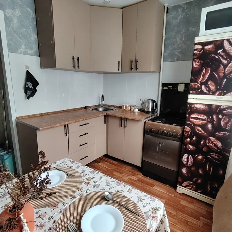 Квартира Квартира в сердце Нефтяников — Омск