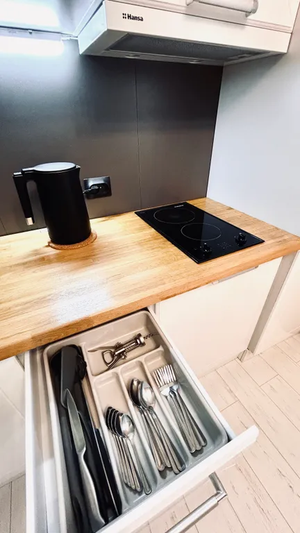 Квартира Квартира Уютная студия с отдельной жилой лоджией рядом с морем — Сириус