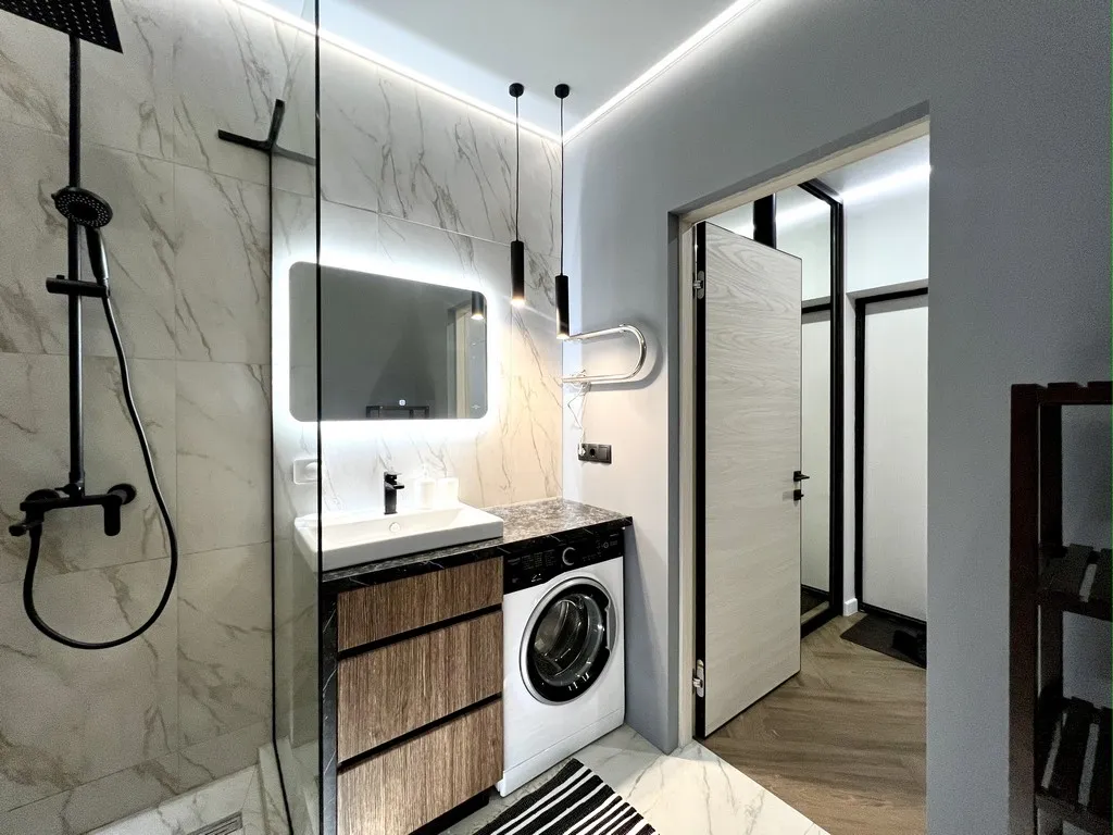 Дизайнерская новая студия