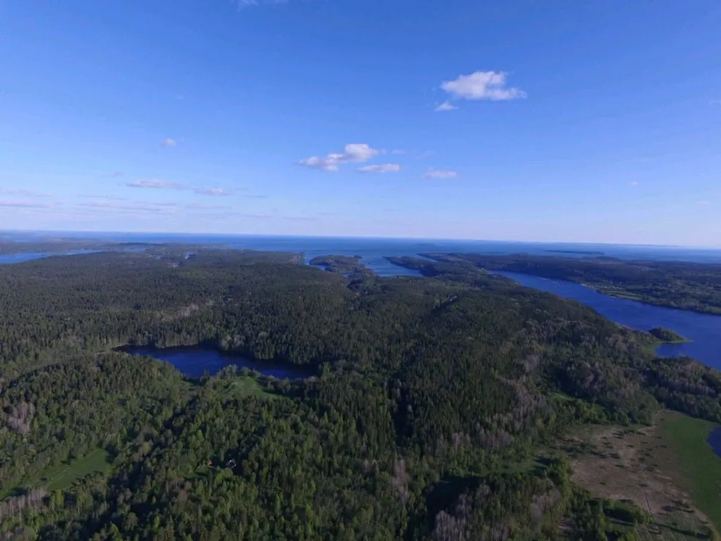 Уютный дом на берегу Ладожского озера