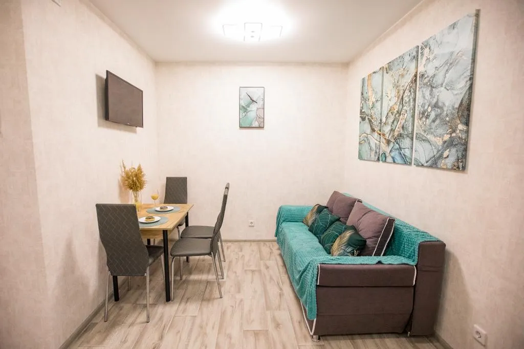 Стильная квартира напротив аквапарка Океанис и парка Швейцария