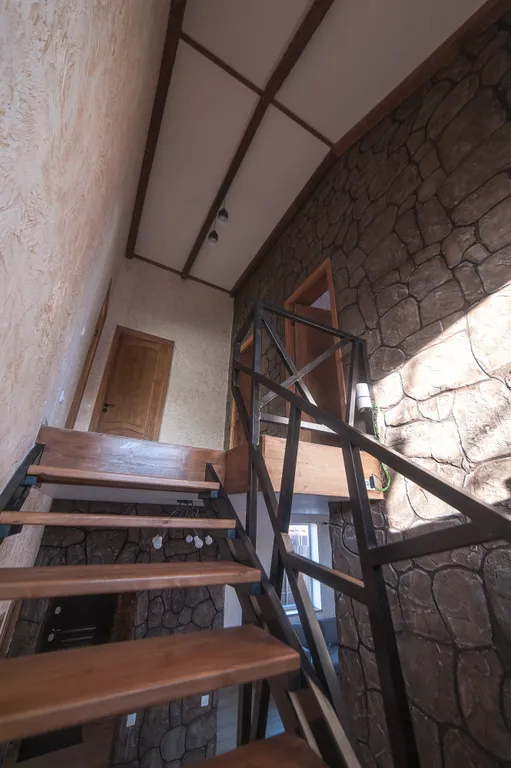 Коттедж Уютный дом с баней на дровах — Кузьмоловский