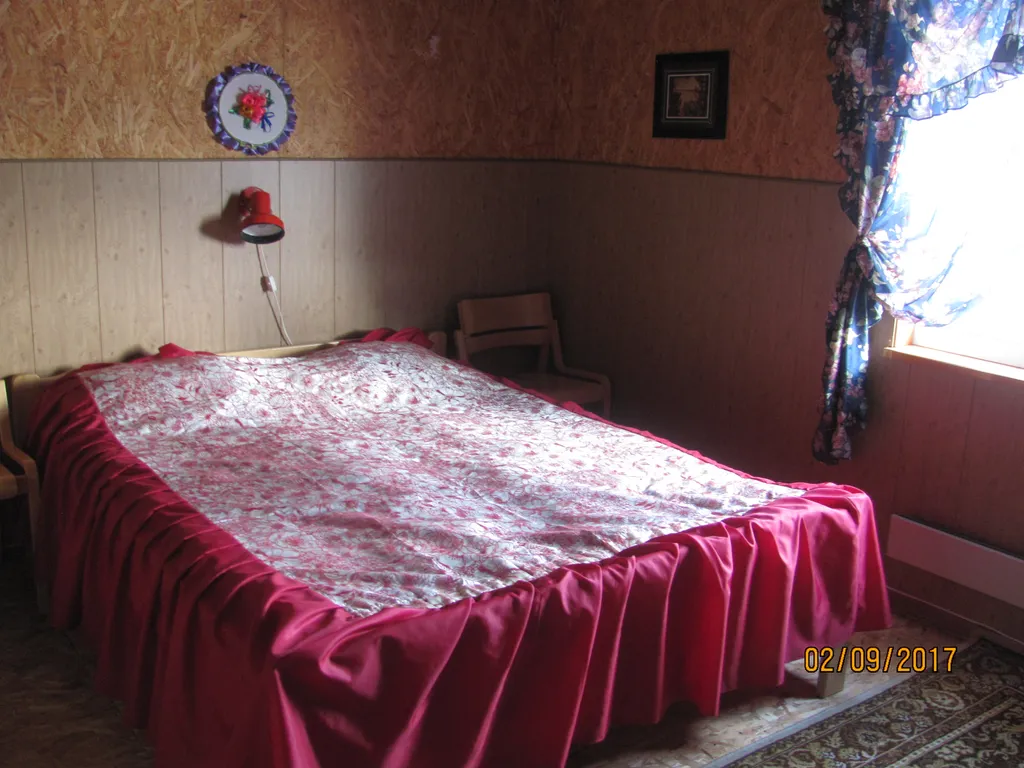 Домик у озера в Карелии