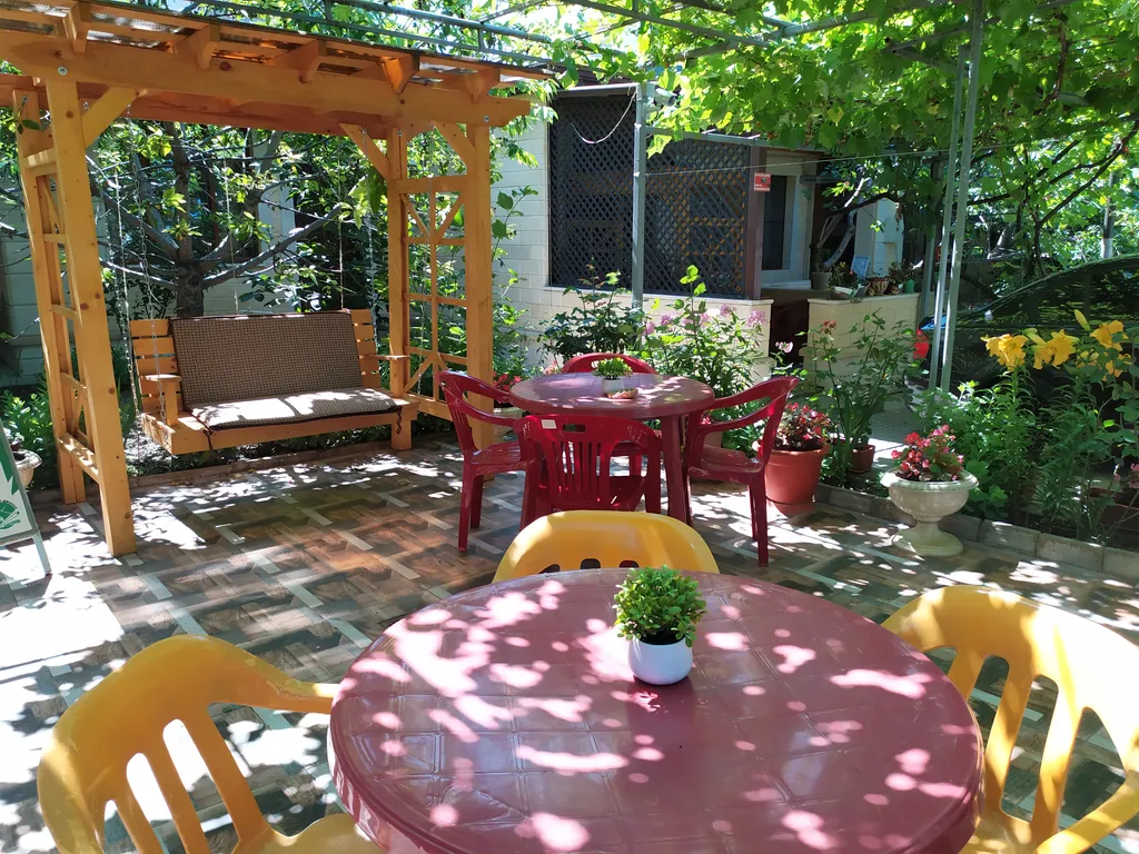 Коттедж Уютный домик утопающий в зелени — Геленджик