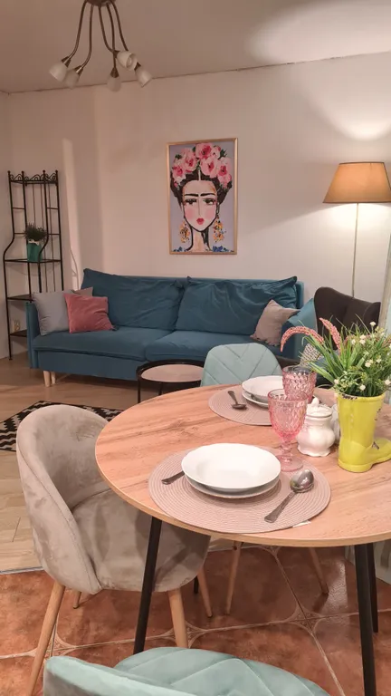 Трехкомнатная в центре