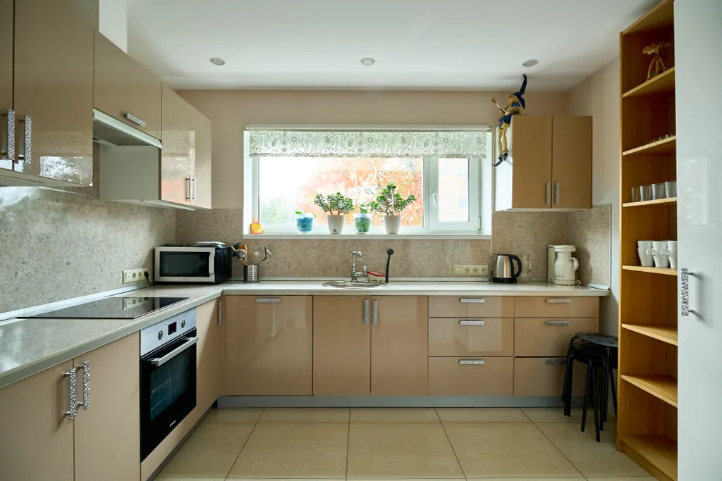 Дом с баней в 4 километрах от Санкт-Петербурга