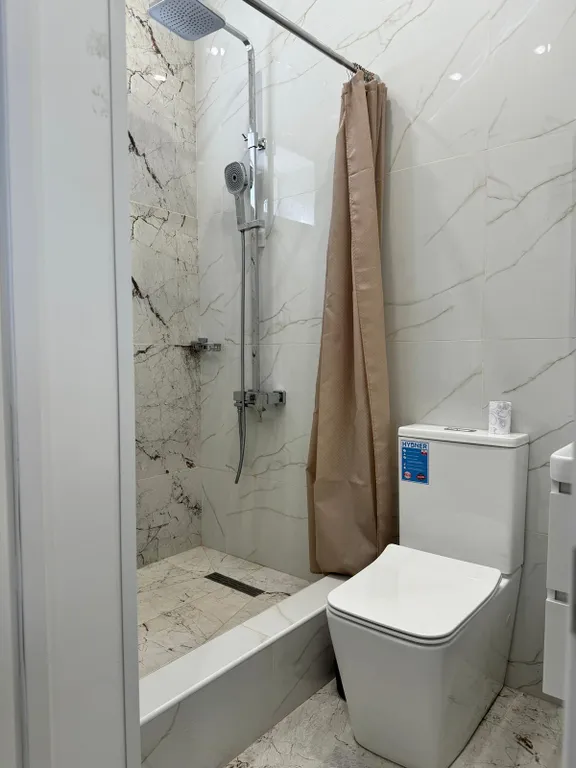 Новый стильный дом с видом на горы