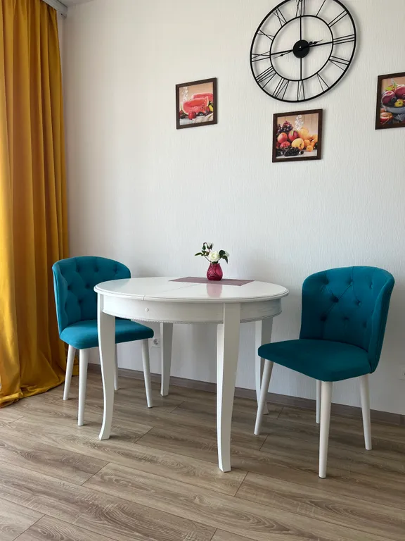 2к квартира с видом на бассейн ЖК «Кипарис»