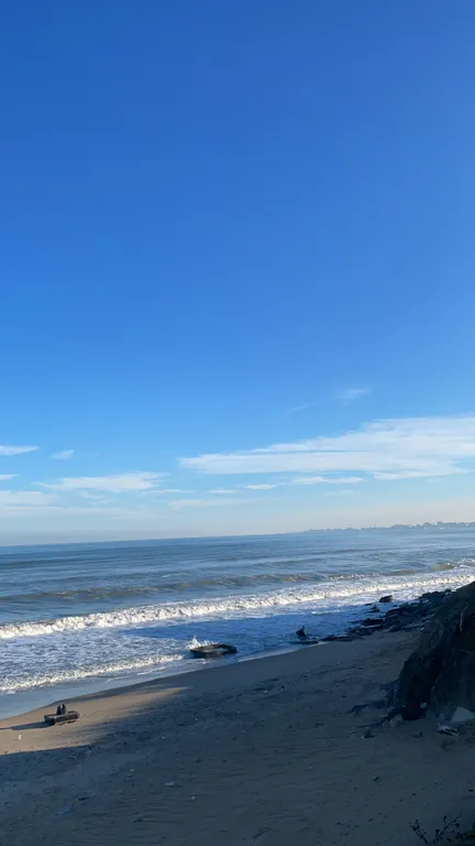 Уютный большой дом у моря