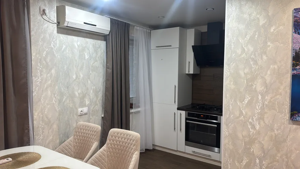 Уютная квартира в центре города рядом с мамаевым курганом и стадионом