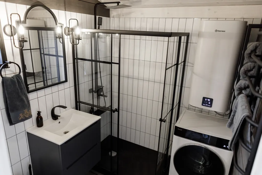 Дом в деревне с городским комфортом и русской баней